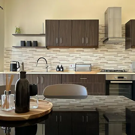 Radiant 2bed Penthouse Mellieha!! By Homely Apartment *